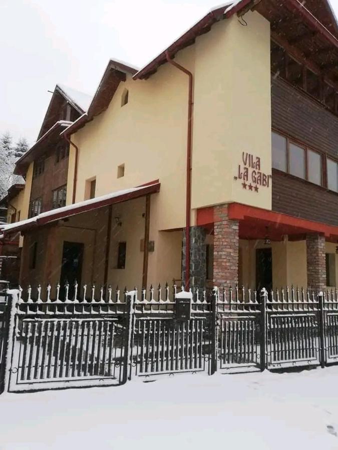 La Gabi Hotel Азуга Екстериор снимка