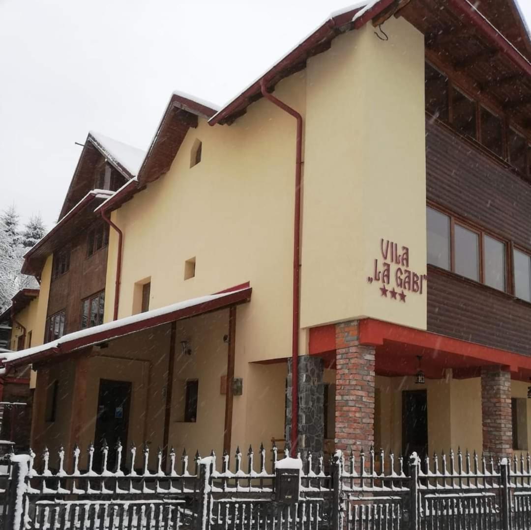 La Gabi Hotel Азуга Екстериор снимка